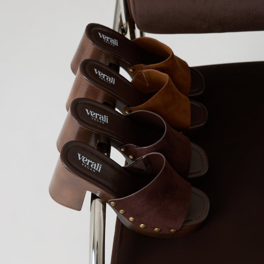 Frankie Clogs - Chestnut Tan Micro