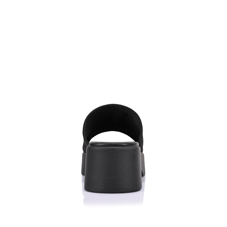 Cherry Flatform Slides - Black Mesh