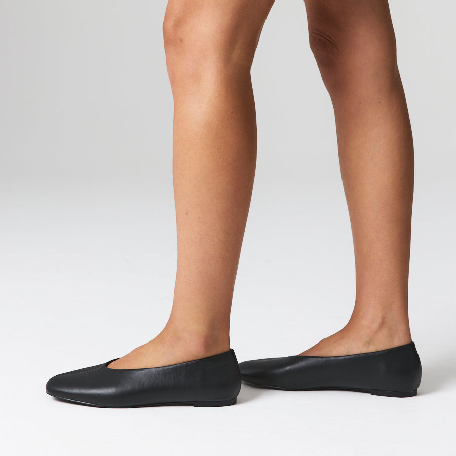 Euan Ballet Flats - Black