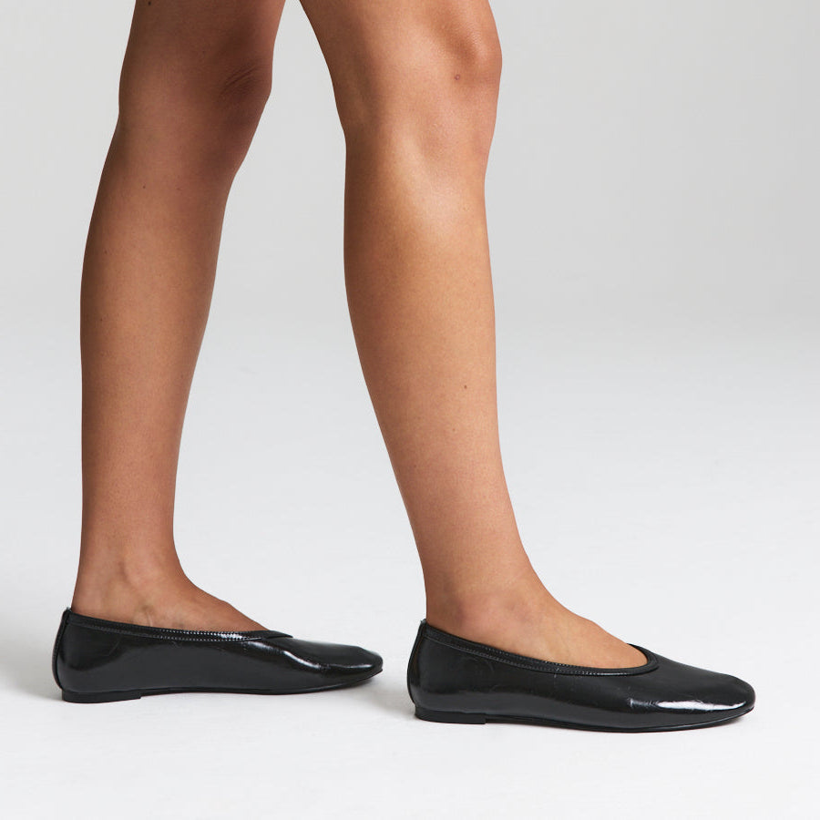 Euphoria Ballet Flats - Black Crinkle