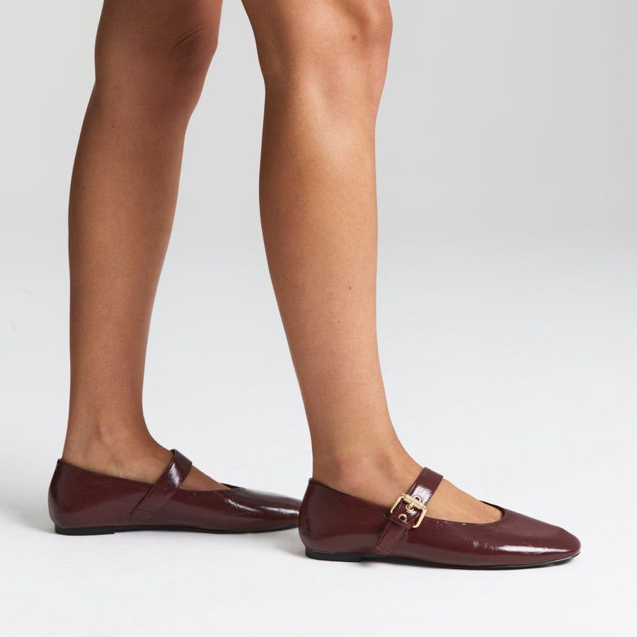 Europe Mary-Jane Flats - Berry Red Crinkle
