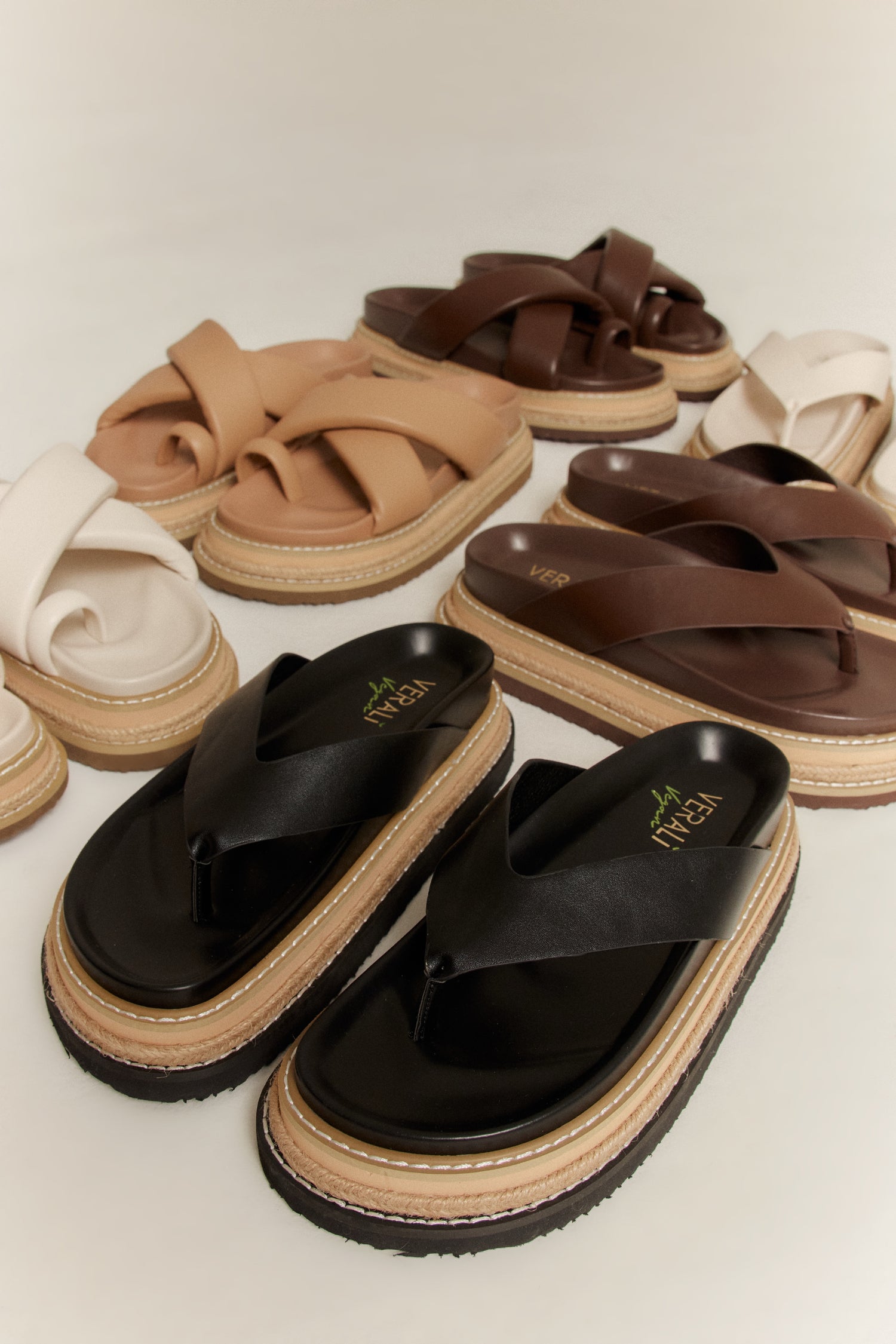 Theo Platform Thongs - Black