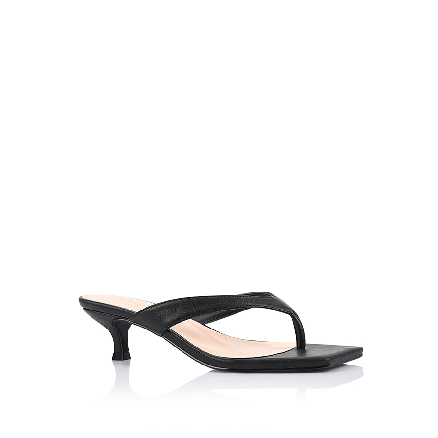 Women's kitten heel thong strappy sandal with square toe in black vegan materials