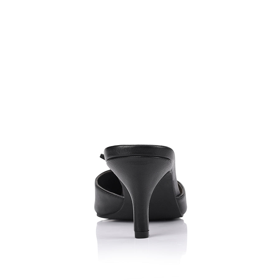 Zeke Point Toe Kitten Heels - Black