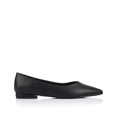 Women's black vegan ballet flats with pointed toe