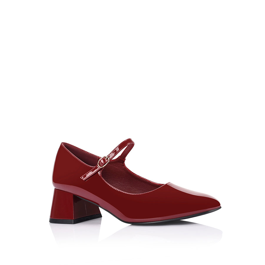 Women's block heel mary-jane closed toe shoe in red wine patent