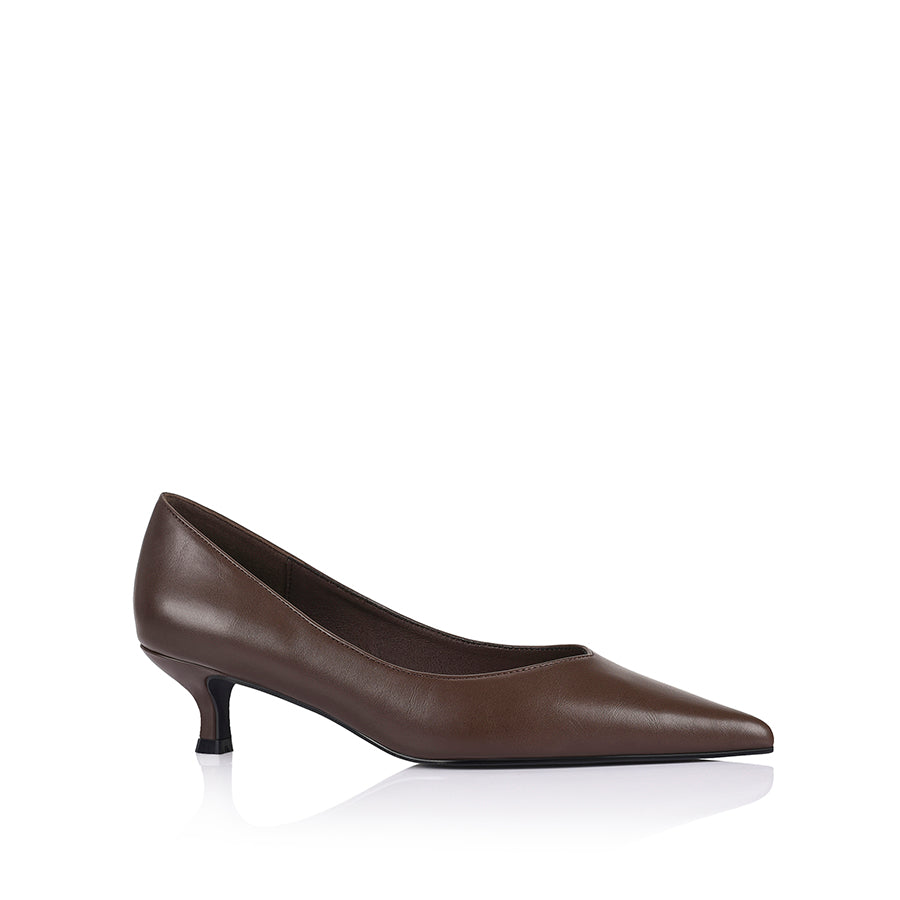 smooth pointed toe court kitten heel