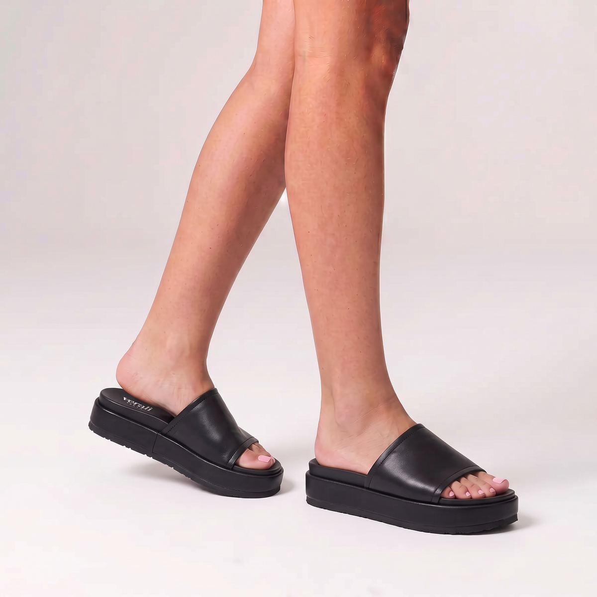 Hades Flatform Slides - Black Distressed