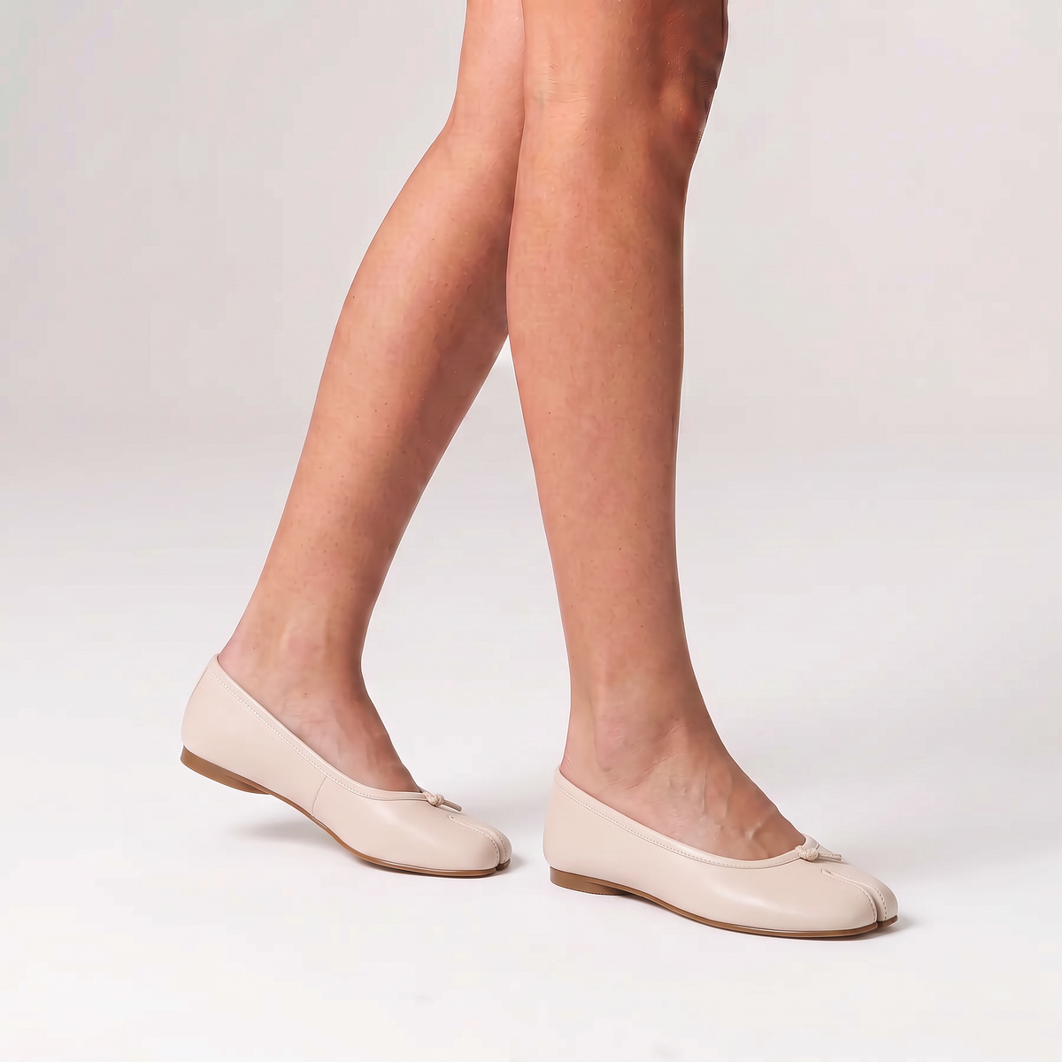 Charlie Tabi Ballet Flats - Bone White