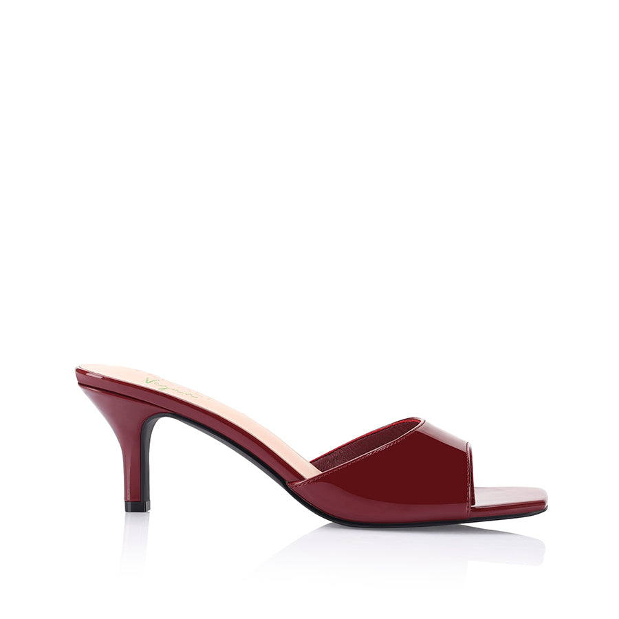 Womens red wine patent kitten heel mule with square toe